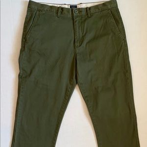 J. Crew Olive Pants worn by Jason Sudekis